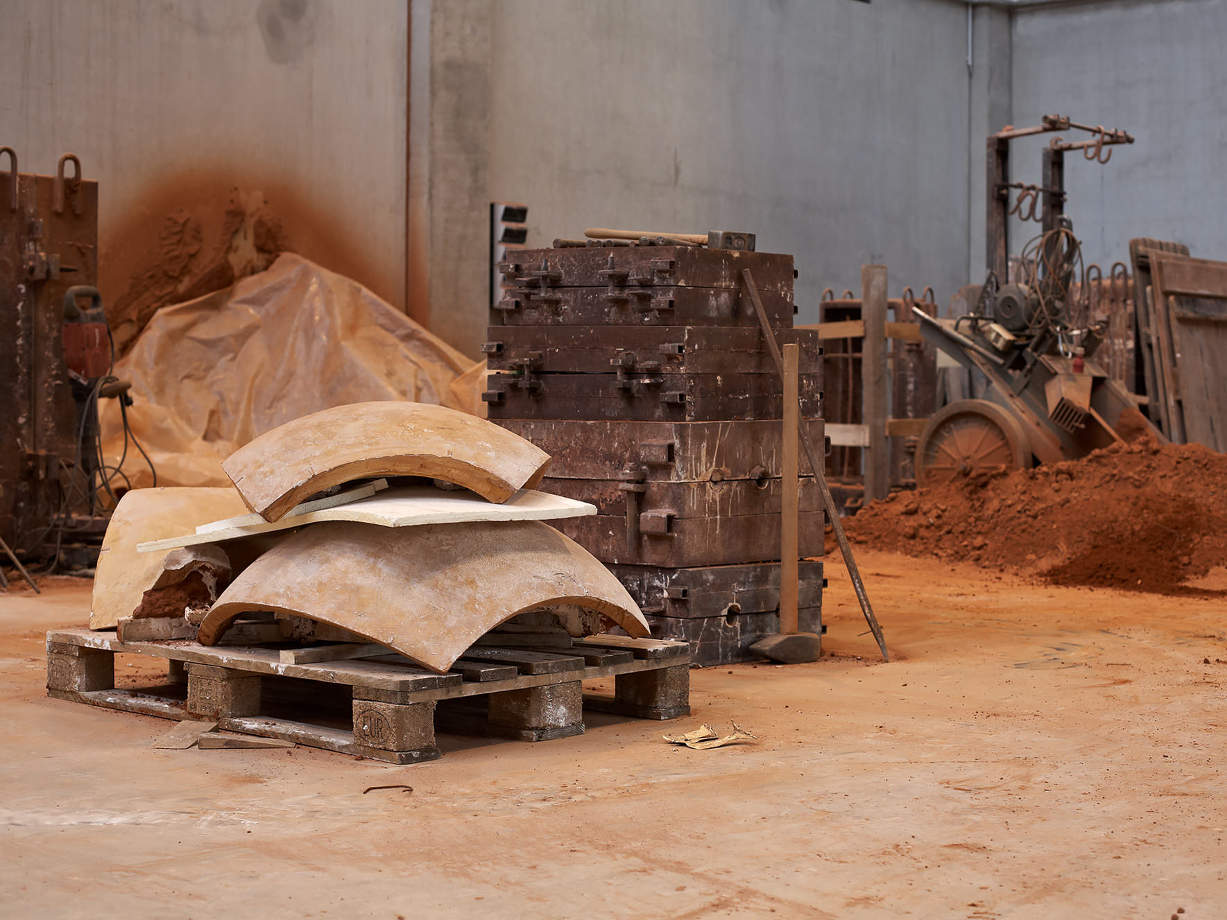 Inside view of the sandforming hall of Noack fine art foundry in Berlin.